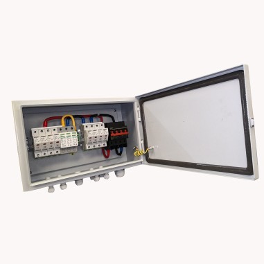 Caja combinadora con protecciones 4...